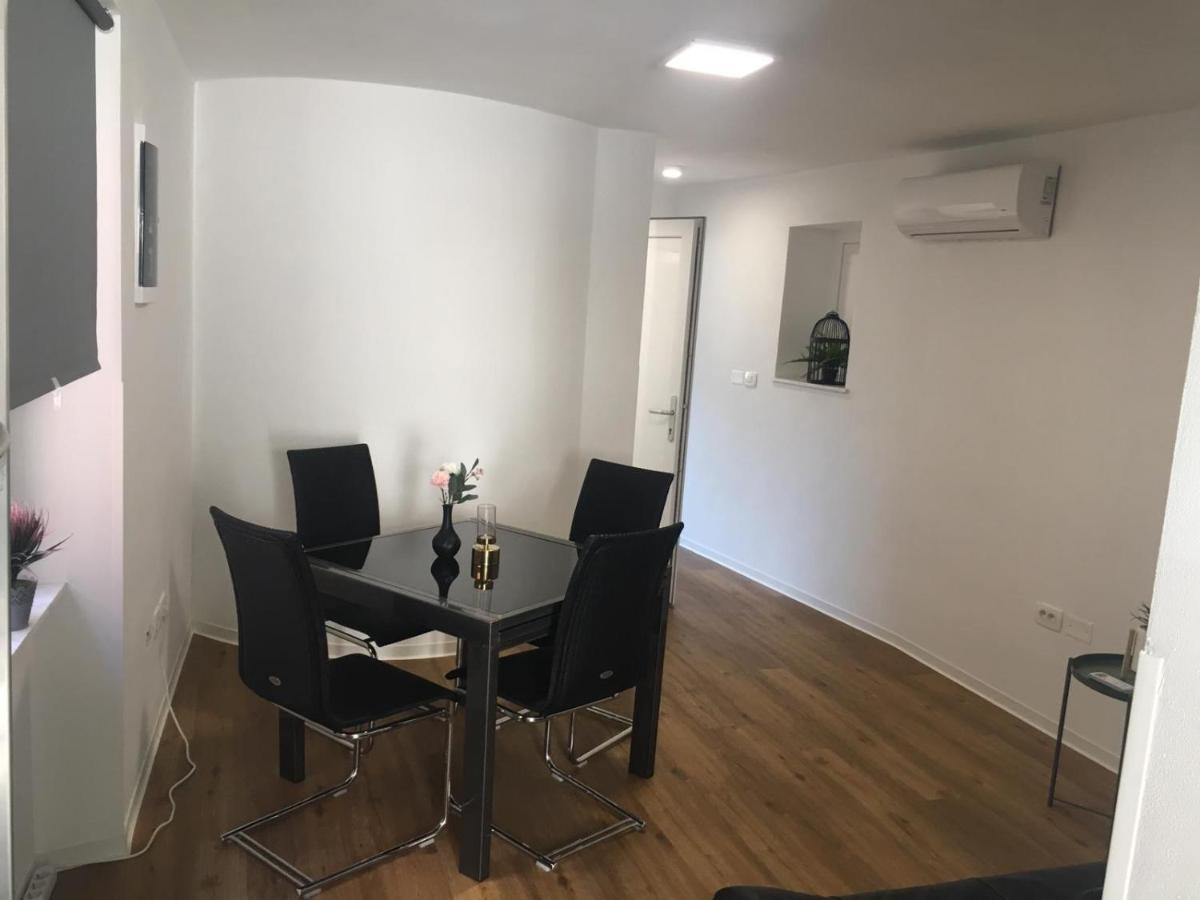 Apartmaji Sara, Izola - Isola Ngoại thất bức ảnh
